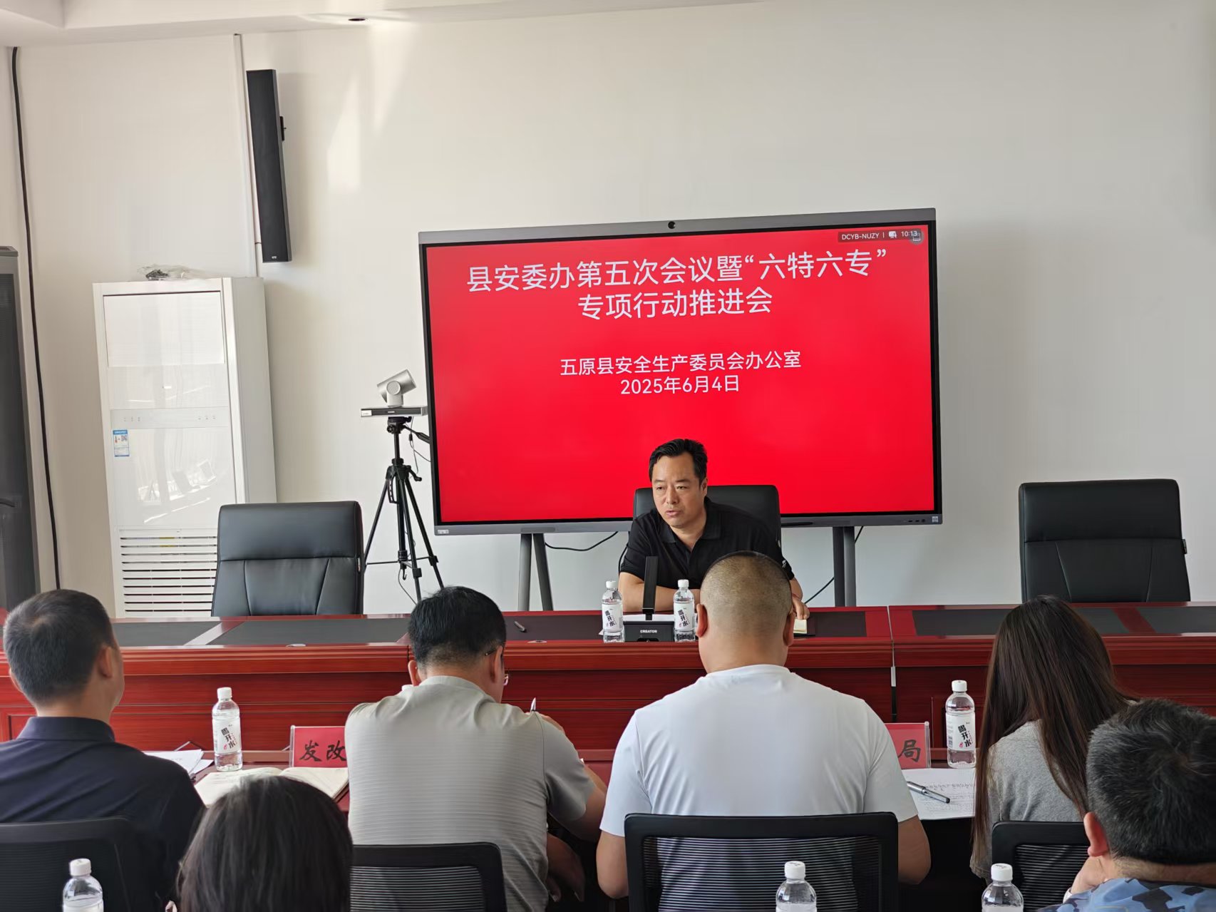 1749021905860038312.jpg 98d43583e594d54a3552e51eeec5709.jpg